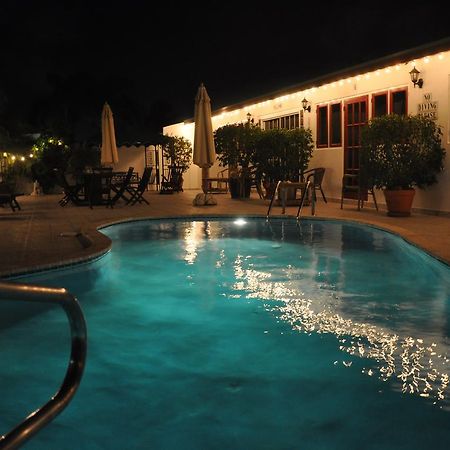 אורנג'סטאד Aruba Harmony Apartments מתקנים תמונה