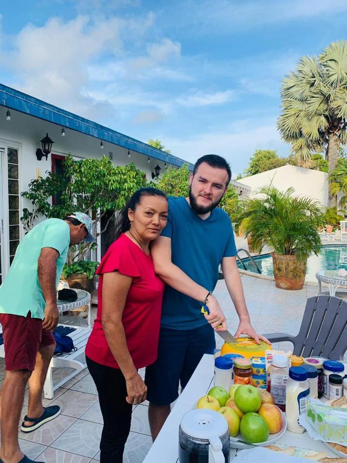 אורנג'סטאד Aruba Harmony Apartments מראה חיצוני תמונה